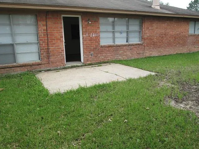 811 Whispering Pine Dr — Photo 16