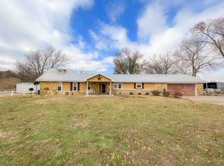 2372 N Enterprise Rd, Ponca City, OK 74604