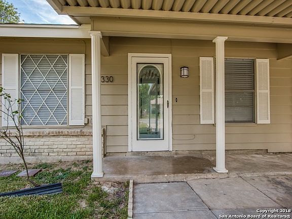 3rd image of 7330 Meadow Breeze Dr