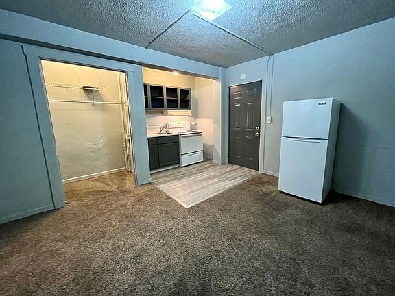 3rd image of 2207 Jones St #2207313