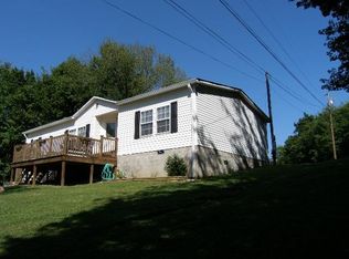 1445 Cliff White Rd, Columbia, TN 38401