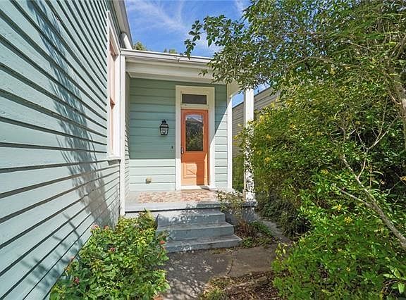 2nd image of 8607 Willow St