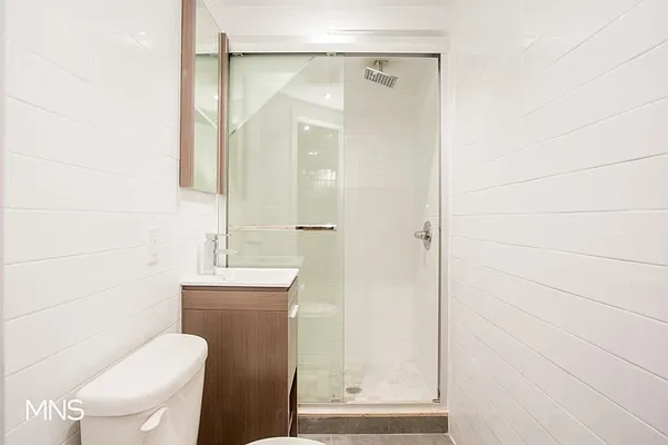 Rented by MNS Marketing | media 20