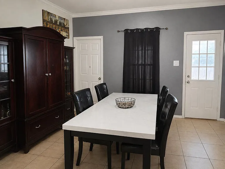 326 Cloud Ave — Photo 3