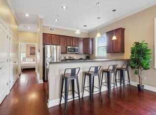 2015 Martin Luther King Jr Blvd, New Orleans, LA 70113