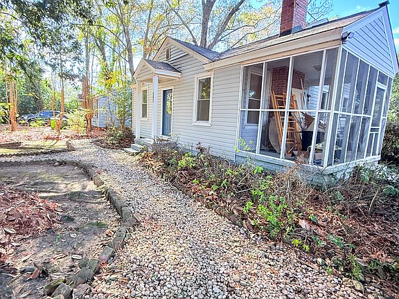 2nd image of 963 Texas St