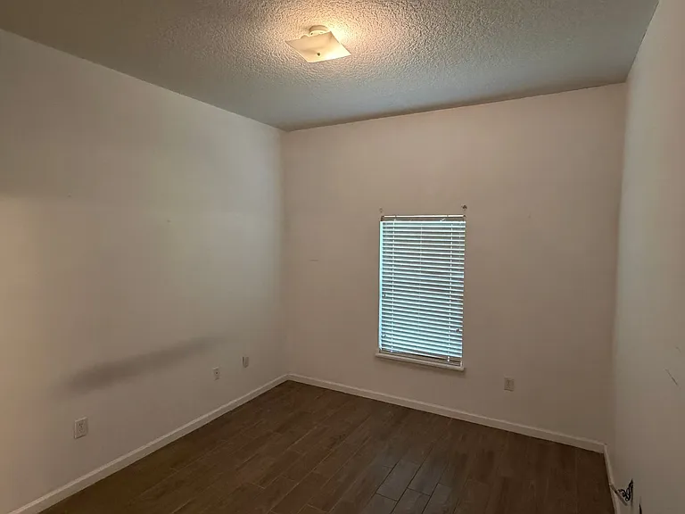 7071 Deer Lodge Cir #103 — Photo 8