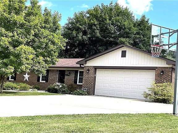 2nd image of 2109 Osman Ln
