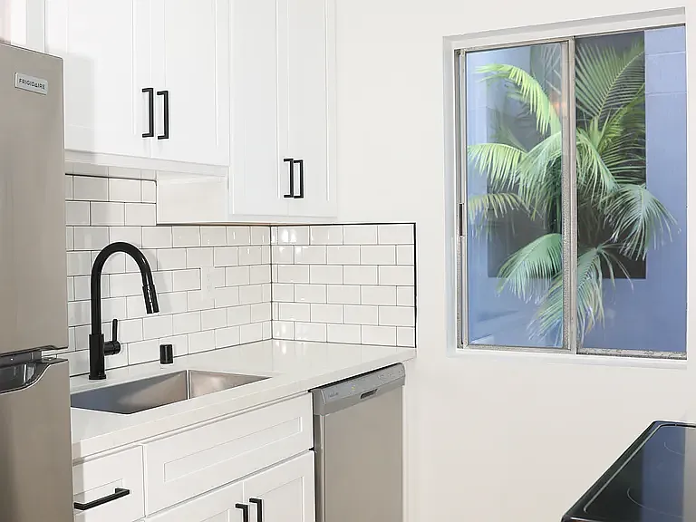 3735 Cardiff Ave #4 — Photo 6