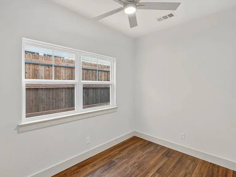 500 E Kimball St #1 — Photo 13