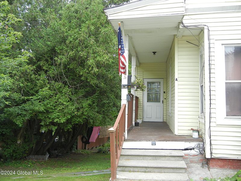 3rd image of 25 North Street