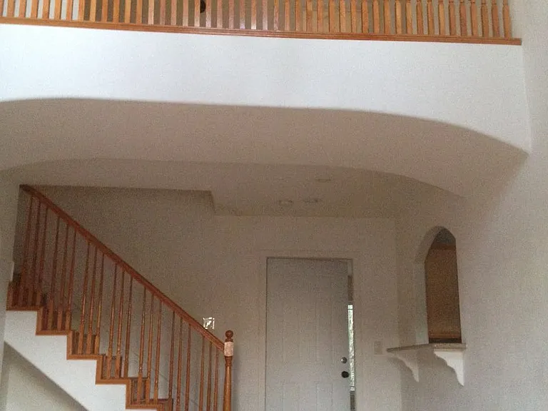 4752 Lake Forest Ave — Photo 2