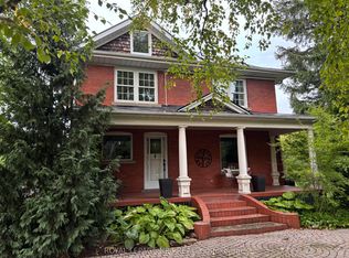 326 Lakeshore Rd, Niagara On The Lake, ON L0S 1J0