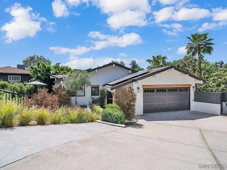 3550 Laketree Dr — Photo 47