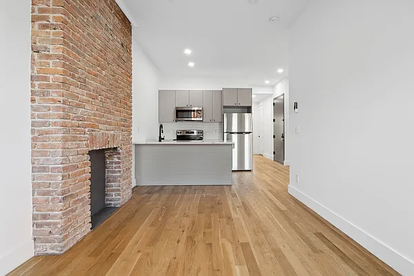 Rented by Freestone Property Group | media 2