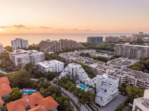 50 Ocean Lane Dr #Penthouse 601, Key Biscayne, FL 33149