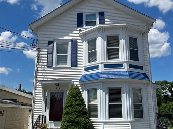 45 Summer St, Natick, MA 01760