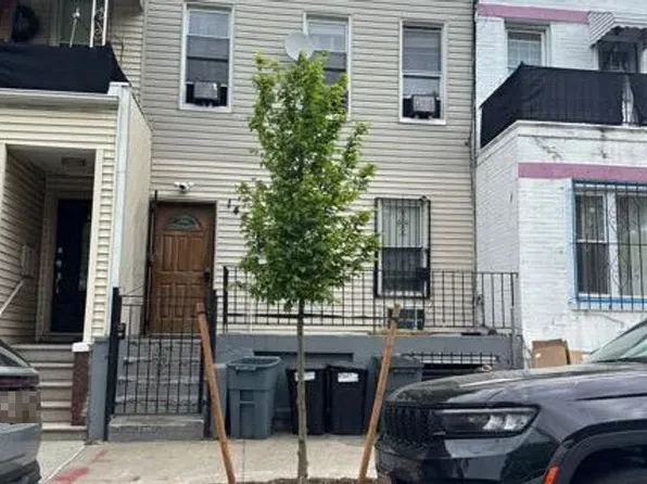 1444 Edwards Ave, Bronx, NY 10461