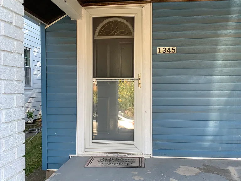 1345 Linden St — Photo 19