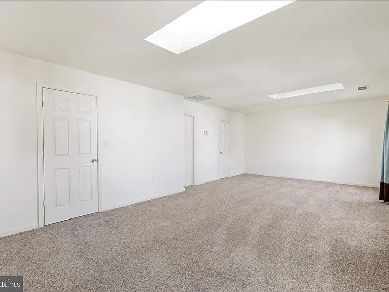 2536 Logan Wood Dr — Photo 9