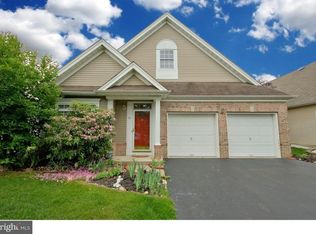 10 Maidenflower Ln, West Windsor, NJ 08550