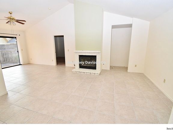 3rd image of 932 Wood Sorrel Dr