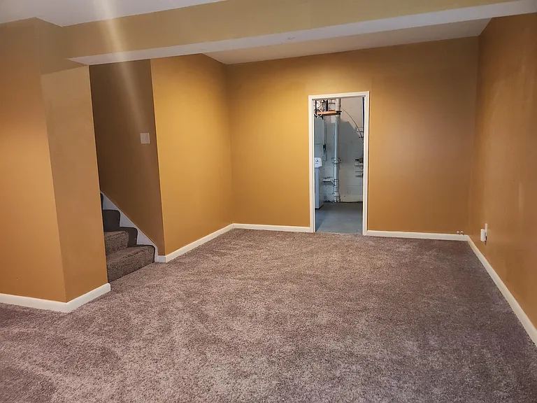 8212 Londonderry Ct — Photo 36