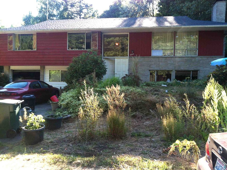 2nd image of 12717 20th Ave NE