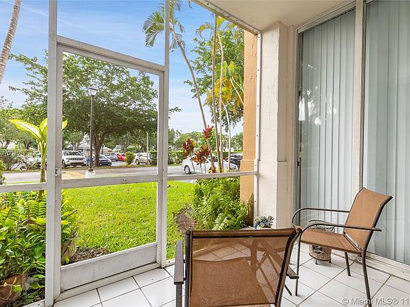 4th image of 9805 NW 52nd St APT 112