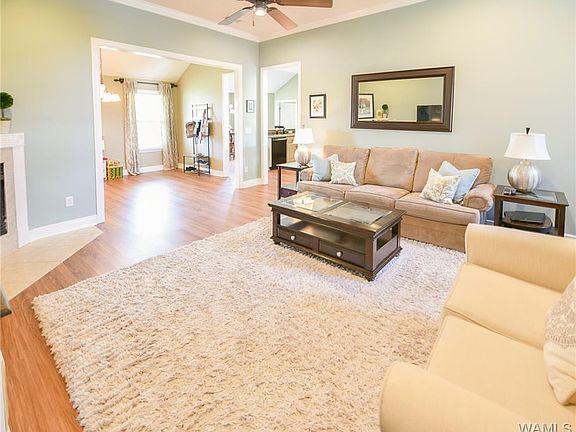 4th image of 12391 Huntington Village Dr