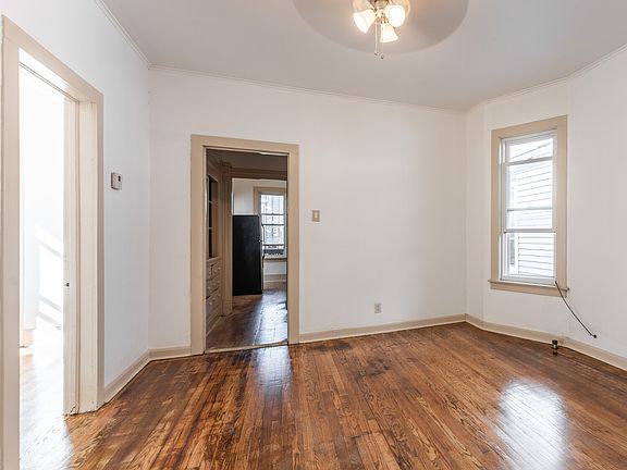 4th image of 1644 N Mozart St #1