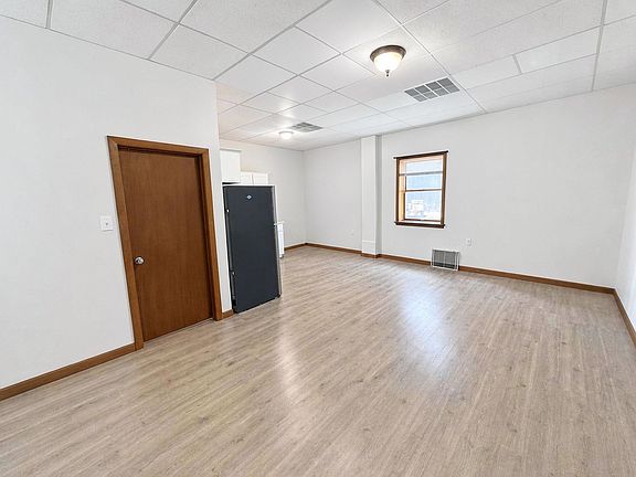 3rd image of 216 Central St #2F