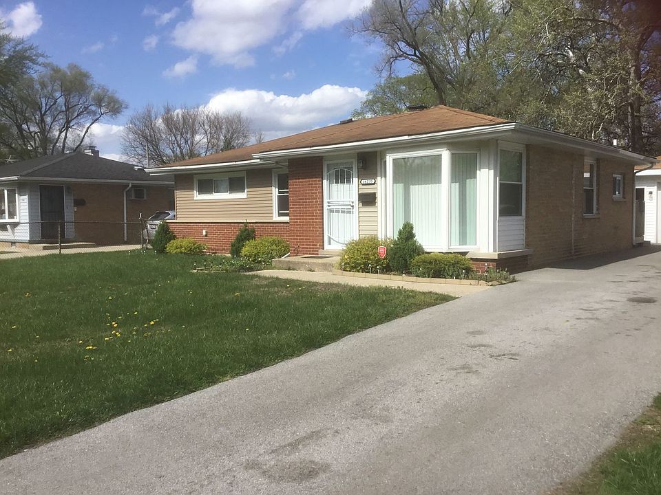 1st image of 16235 Plymouth Dr