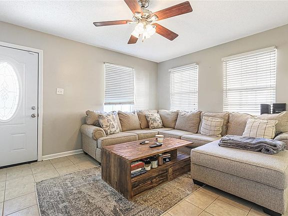 3rd image of 5709 Warrington Dr