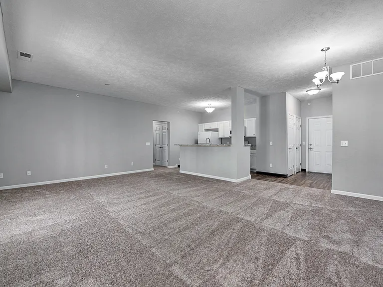 Aquamarine Apartments — Photo 124
