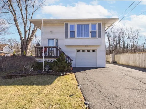 9 Jackson Avenue, Garnerville, NY 10923