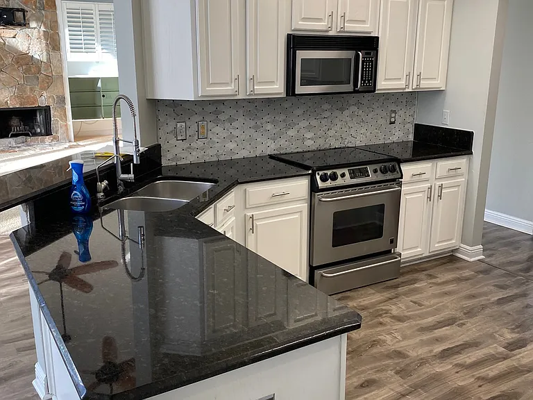 2204 Kettle Dr — Photo 10