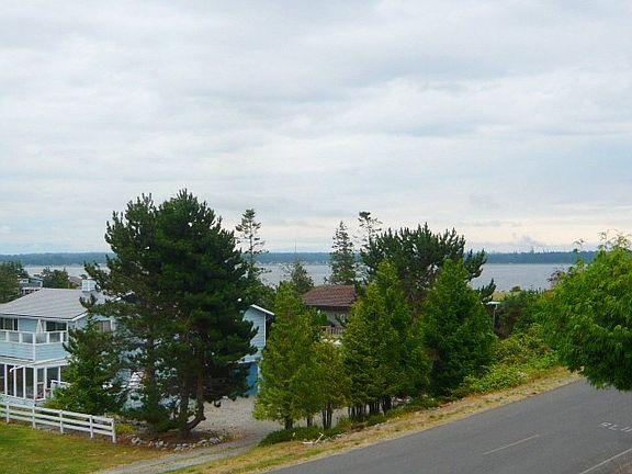 Bay & Mountain View