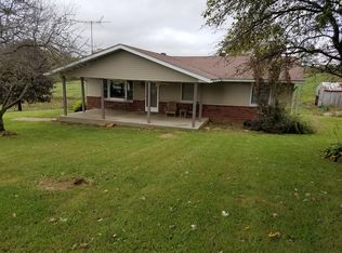 7964 E New Philadelphia Rd, Salem, IN 47167