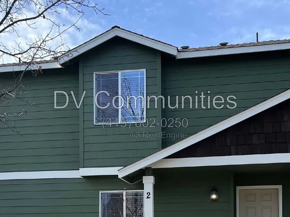 2521 NW Cedar Ave, Redmond, OR