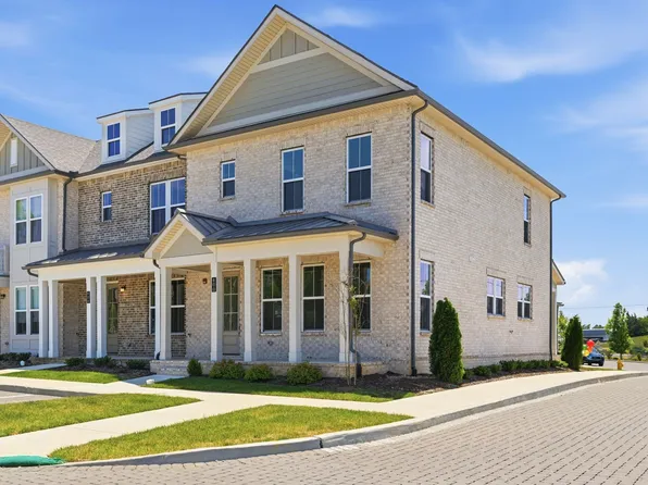 400 Perch St, Hendersonville, TN 37075