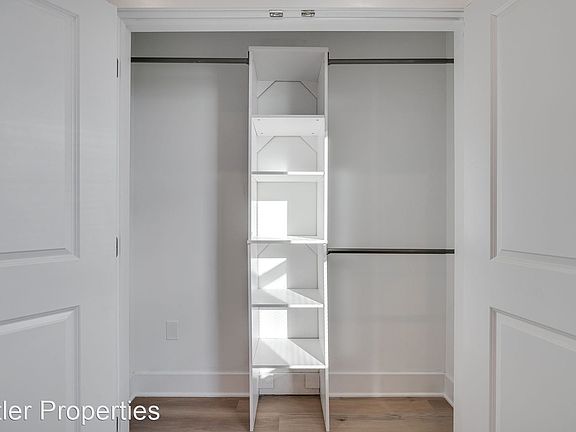 5th image of 3852 W Girard Ave #6