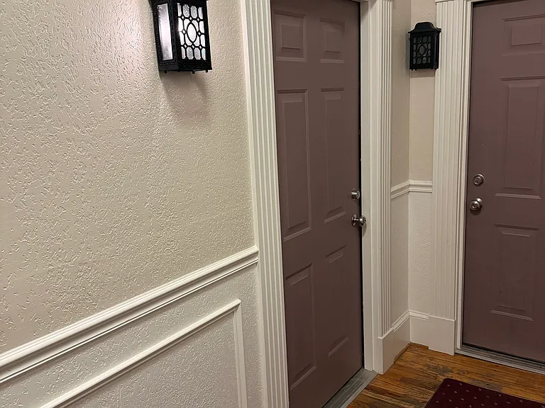 Chapel Hill Apartments — Photo 17