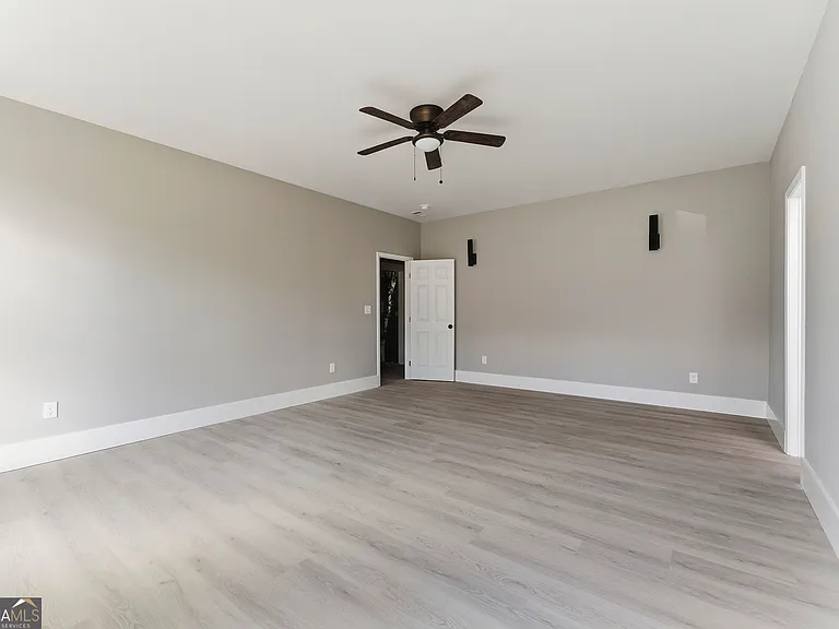 1409 NW Dr NW #2 — Photo 6