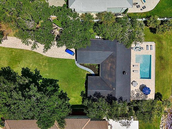 4th image of 1505 Oak Forest Dr
