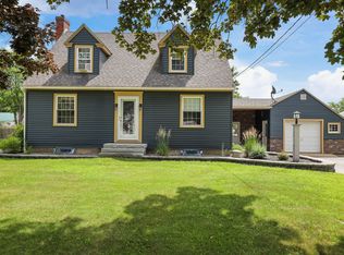 13 Brackett St, Dixfield, ME 04224