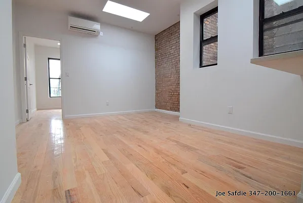 Rented by Safdie Realty Group | media 21