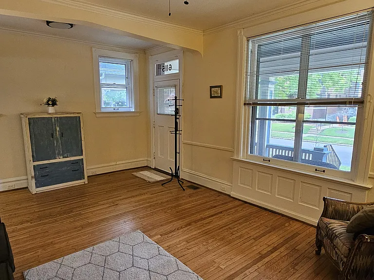 6115 Pershing Ave #1 — Photo 9