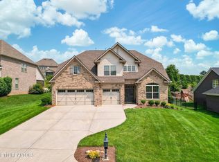 622 Witherspoon Ln, Knoxville, TN 37934