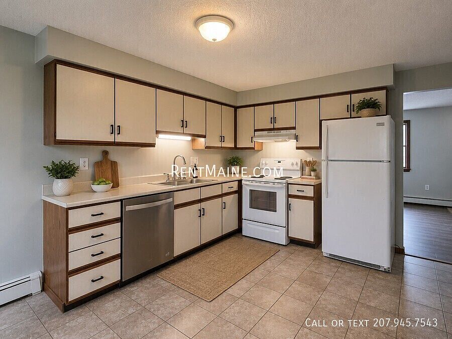 1st image of 2 Hartley St APT 6